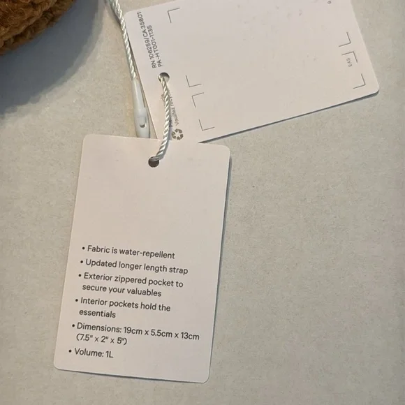 NWT Lululemon Everywhere Fleece Belt Bag Burnt Caramel - Picture 16 of 16